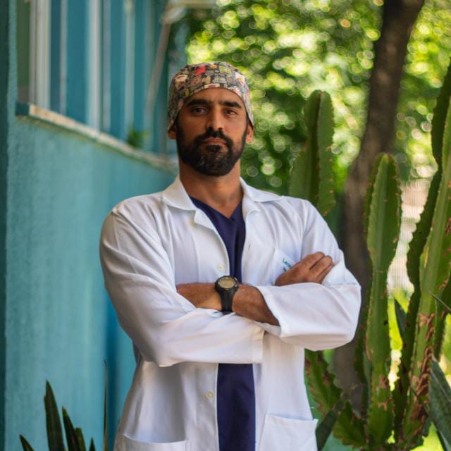 Avatar do(a) Dr. Leonardo Araújo